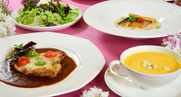 ランチのページへ